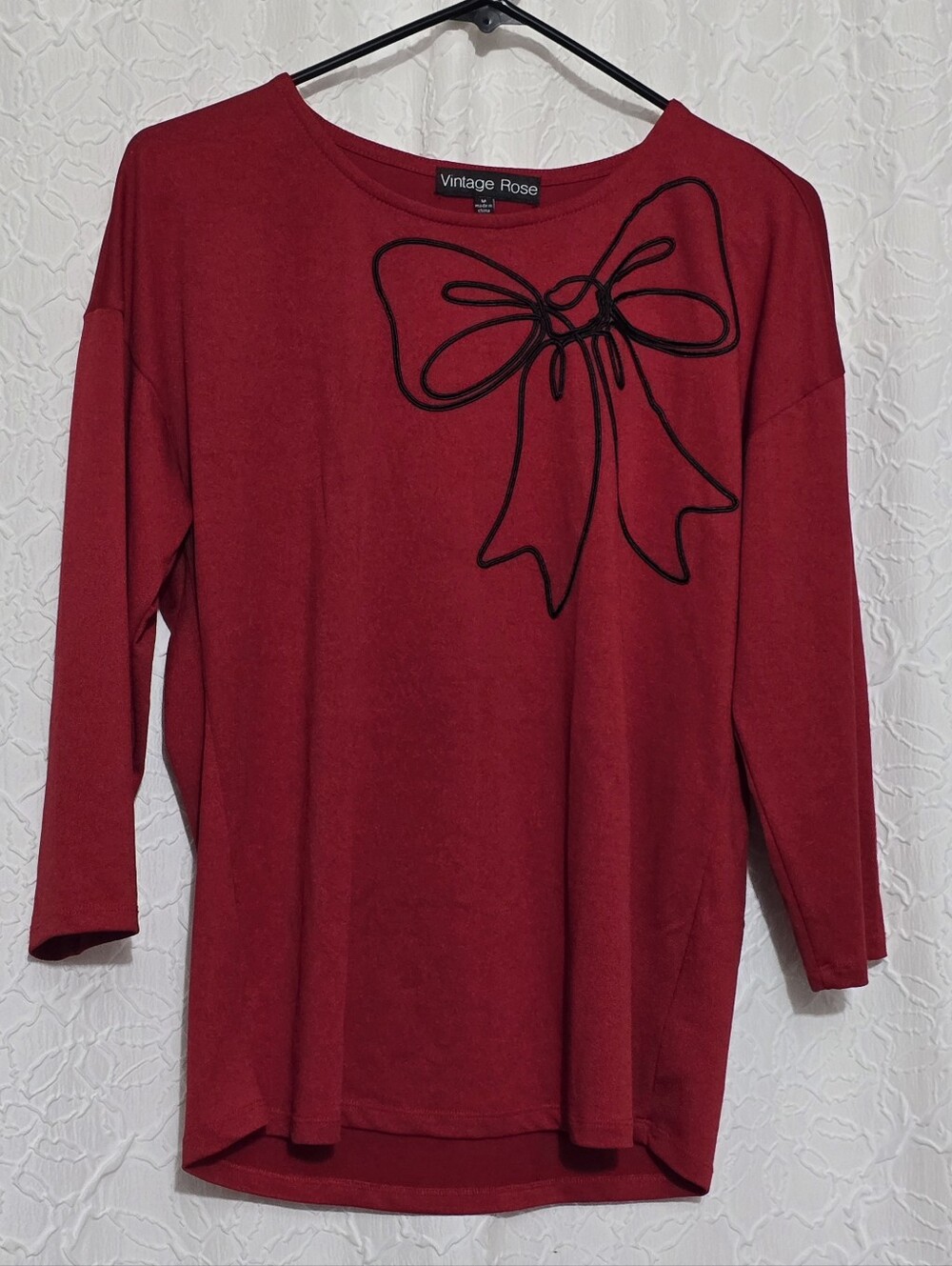 Vintage Rose Red Pullover w/ Large Graphic Bow Size Medium